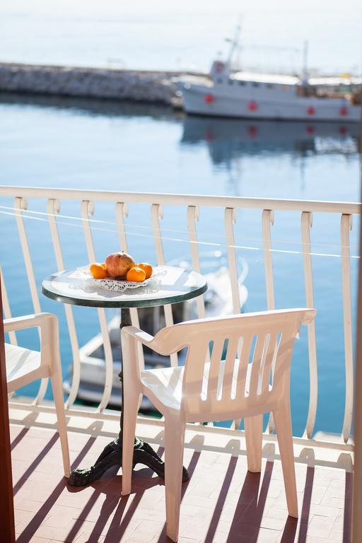 Apartments Teo ポドゥゴラ 部屋 写真